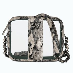 ISO clear Kelly Wynne bag!  Anyone have one they want to sell?